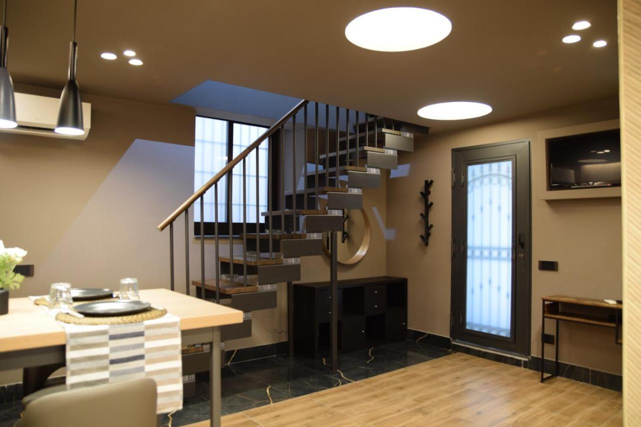Rebecca House Suites カターニア エクステリア 写真