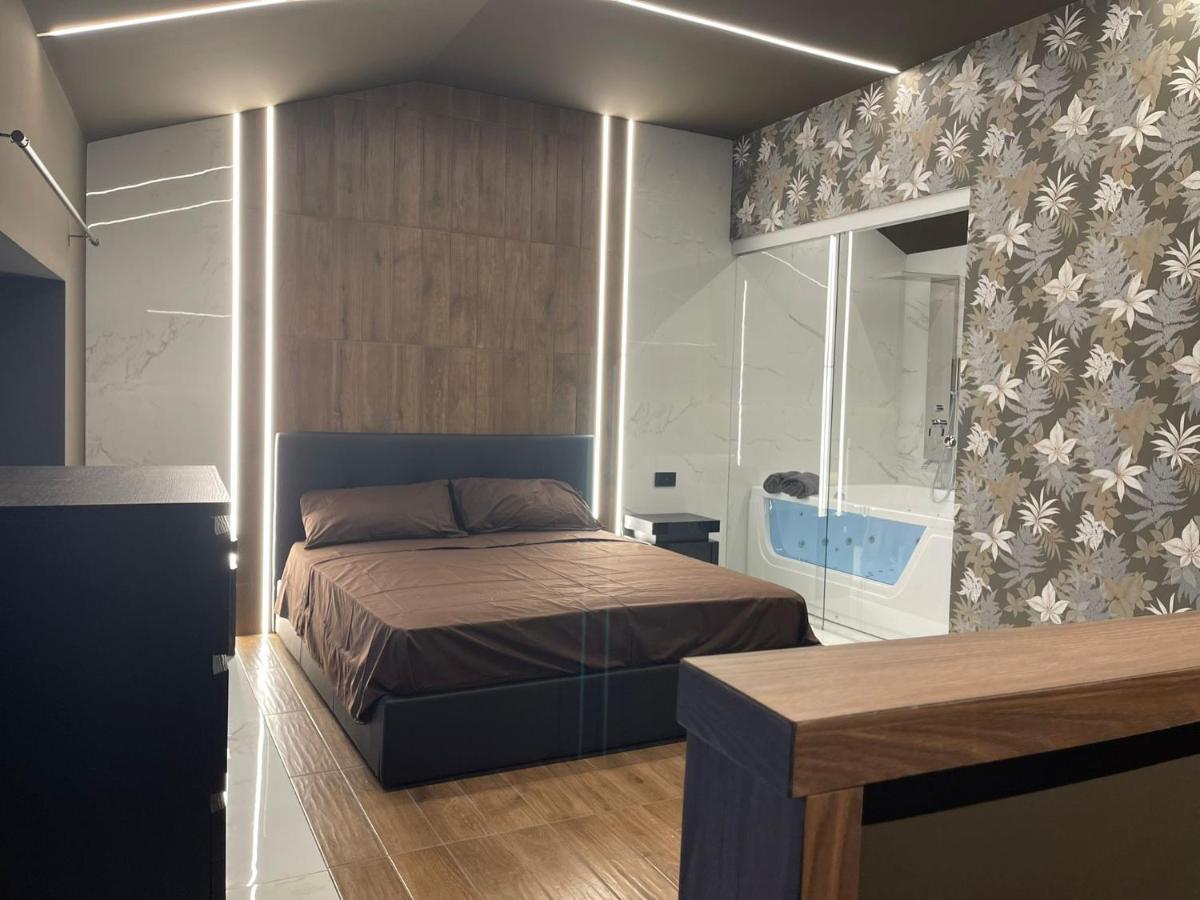 Rebecca House Suites カターニア エクステリア 写真