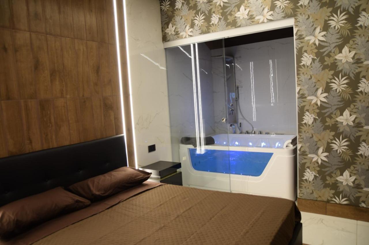 Rebecca House Suites カターニア エクステリア 写真